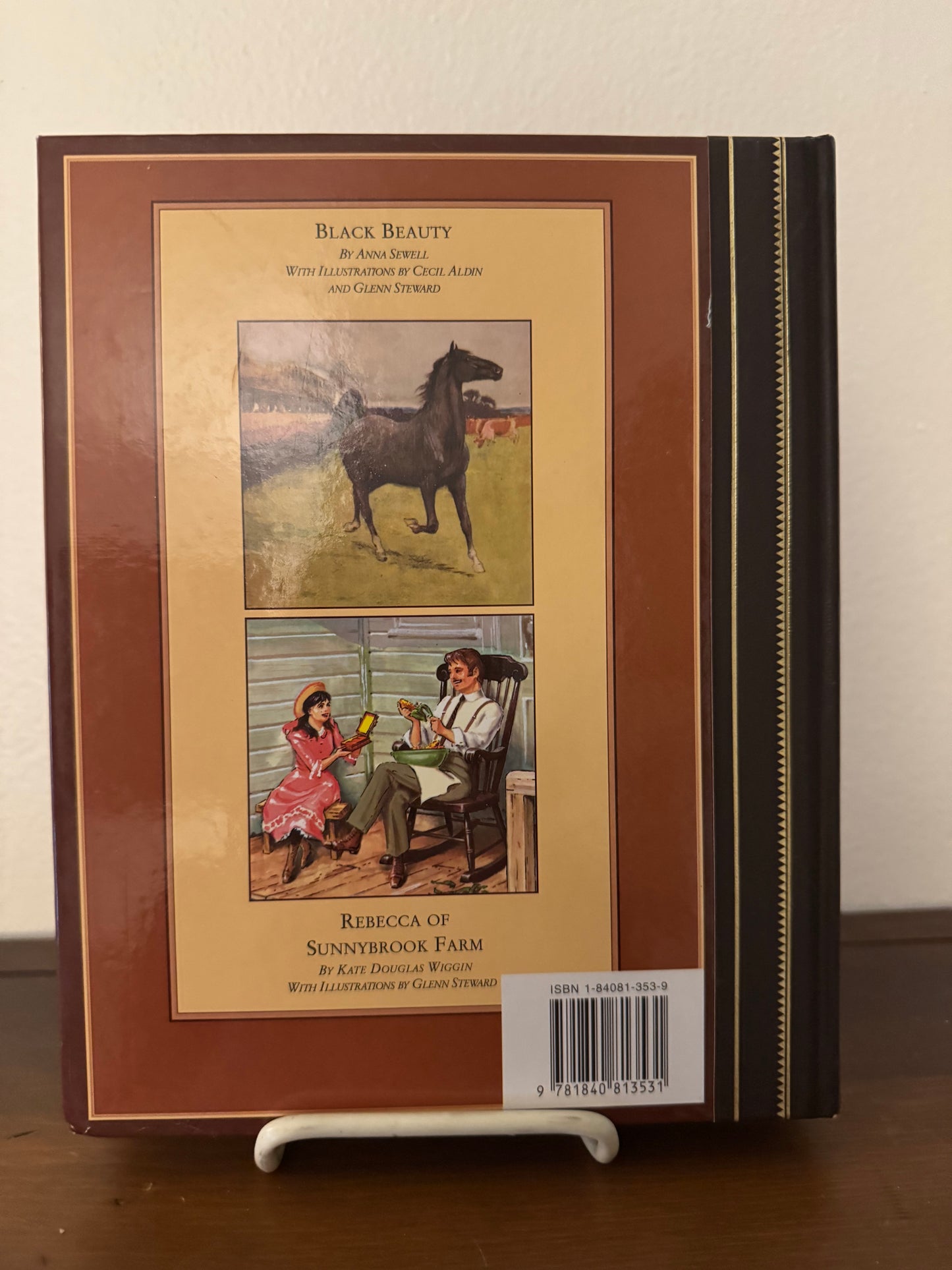 Classic Library: Black Beauty and Rebecca of Sunnybrook Farm (By Anna Sewell and Kate Douglas Wiggin)