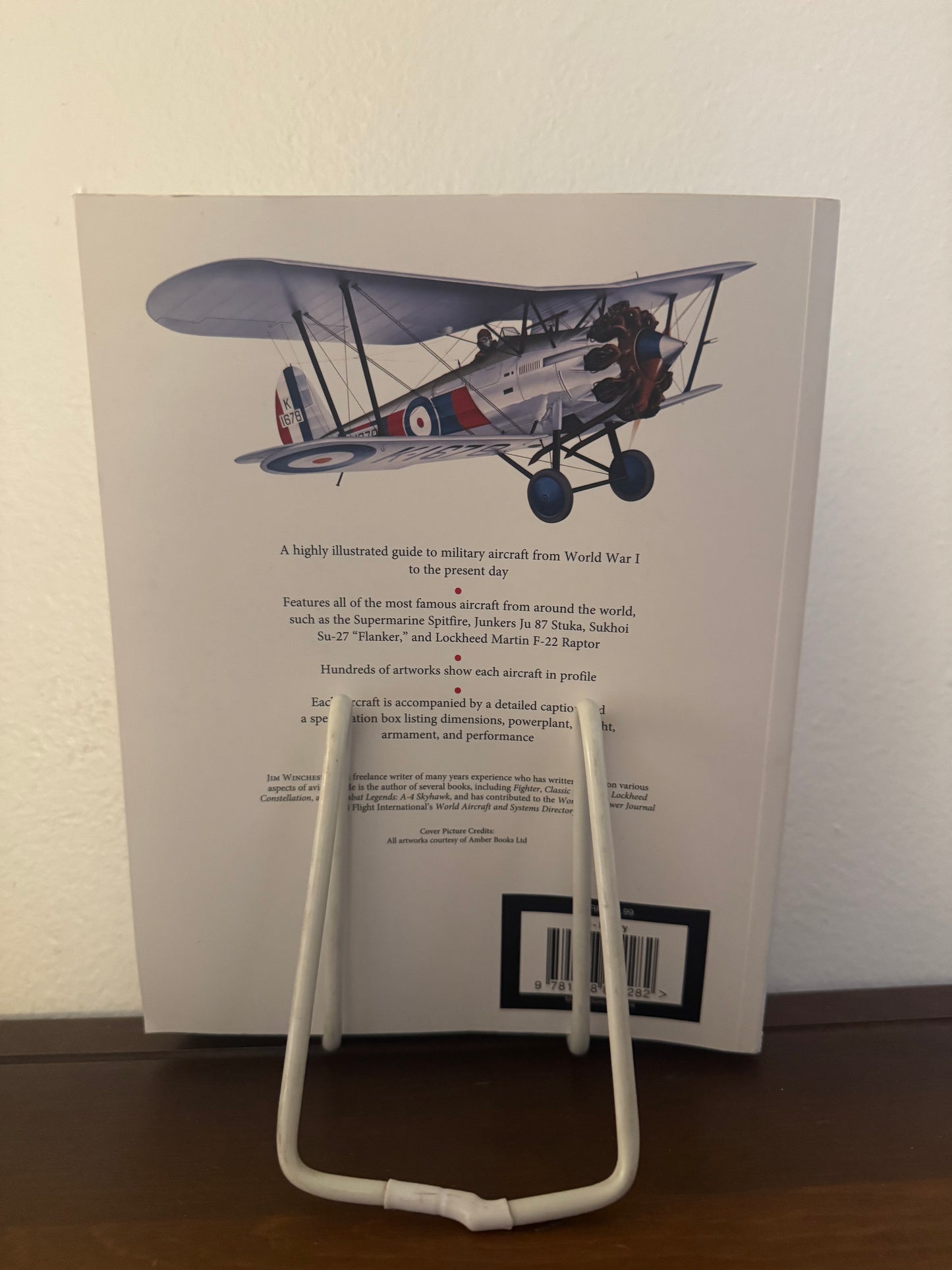 Military Aircraft Visual Encyclopedia: More Than 1000 Illustrations