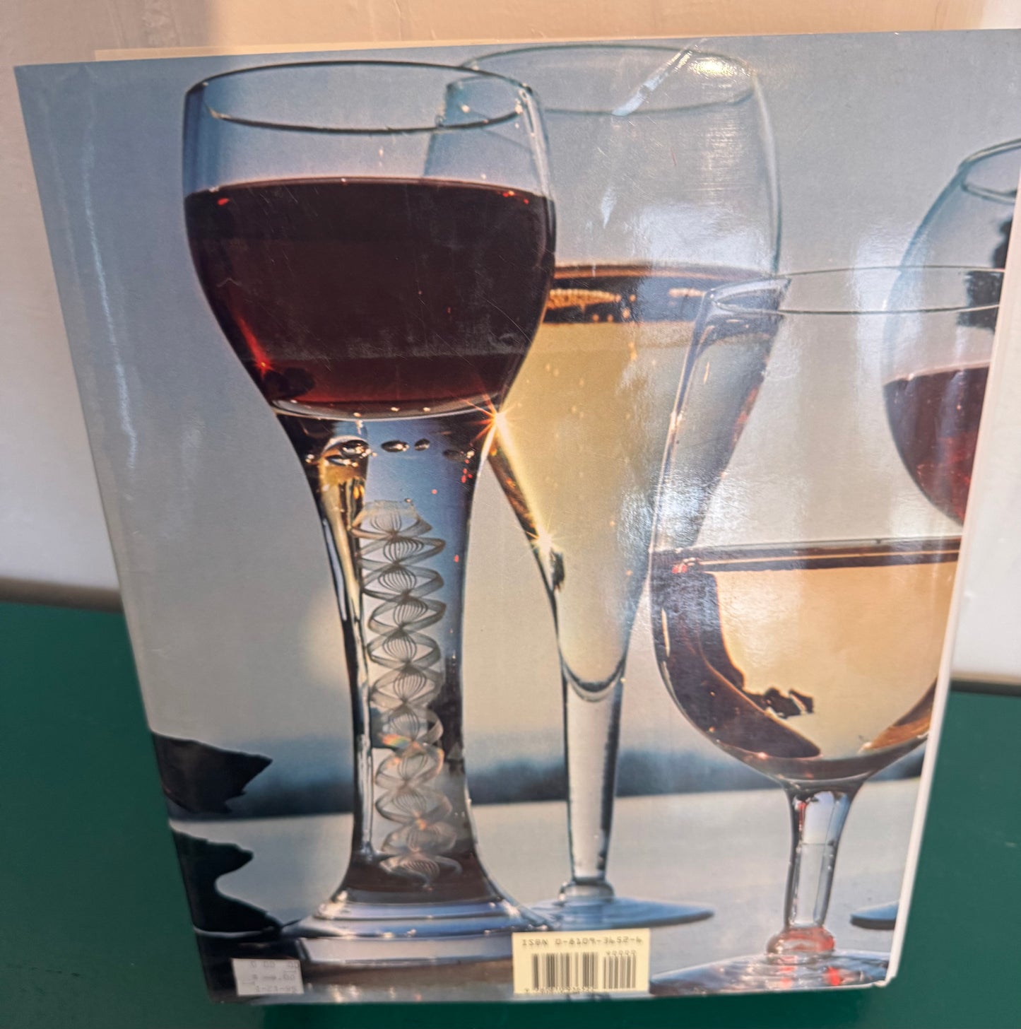 The New Joys of Wine (Extra Large, Oversized Hardcover Book) (By Clifton Fadiman)