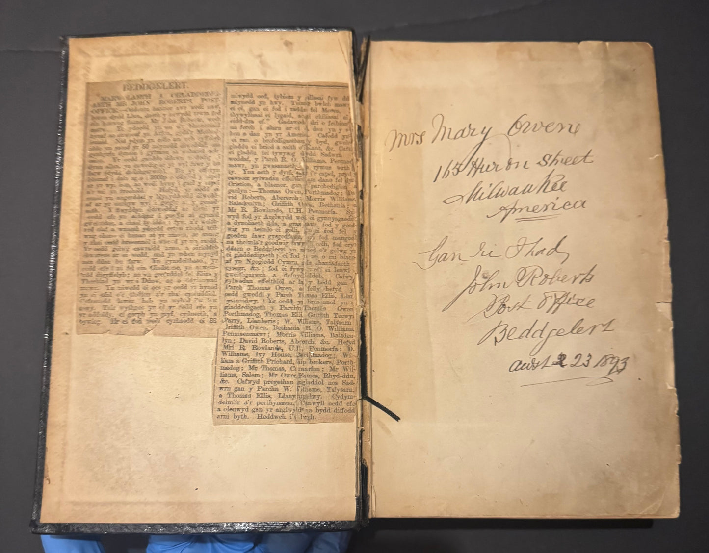 Holy Bible (1804) in Welsh (Y Beibl cyssegr-lan)